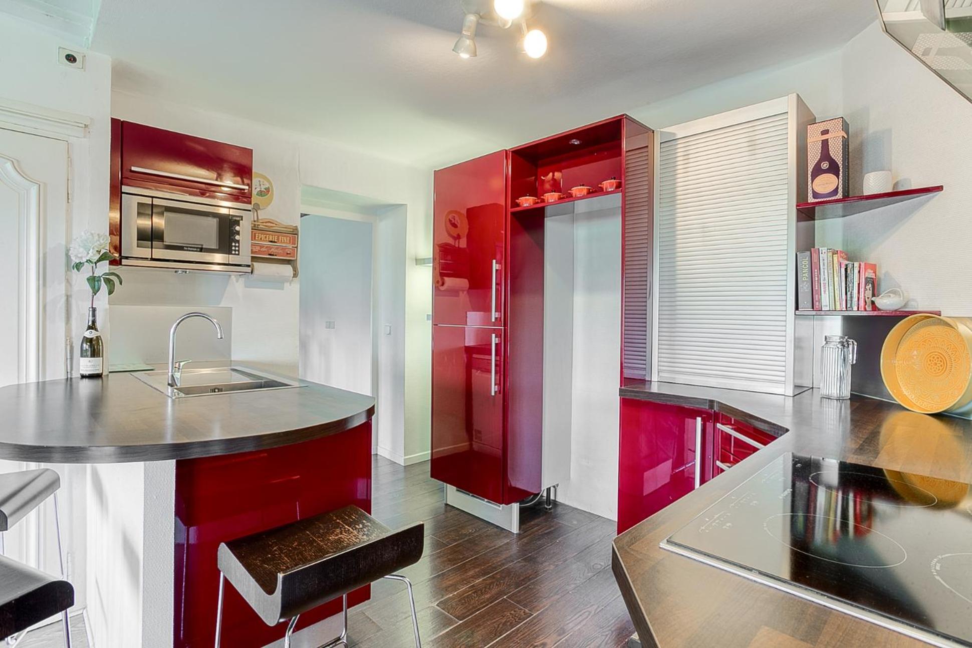 Sejourner Au Chateau De La Roue Grand Appartement Lissieu Dış mekan fotoğraf